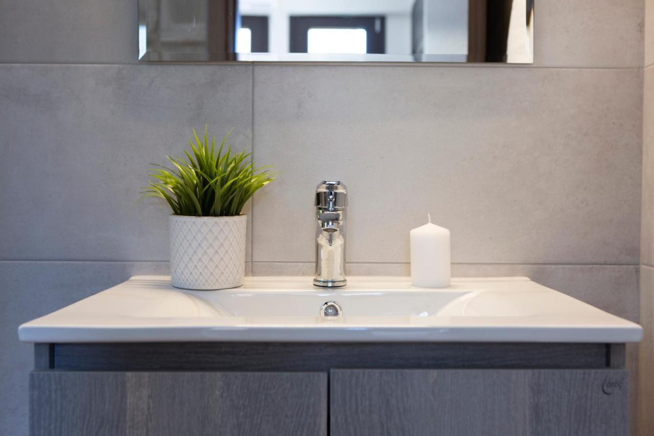 Amelie's Luxe Apartment